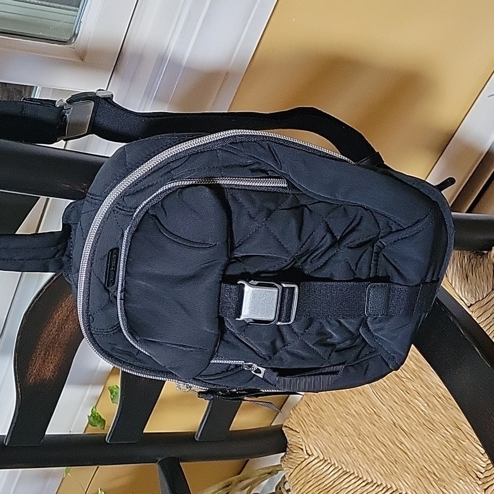 Vera Bradley utility sling backpack